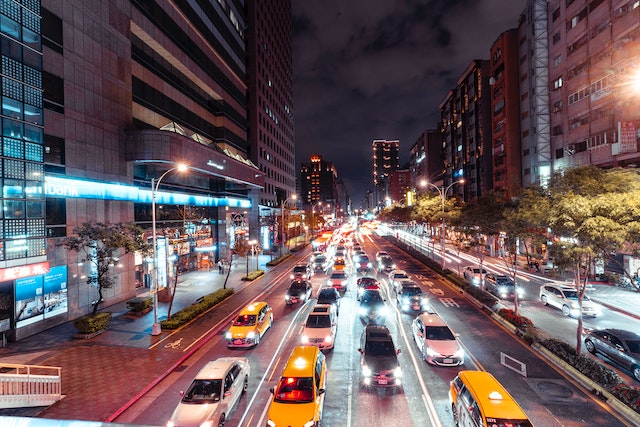 city cars driving and tailgating