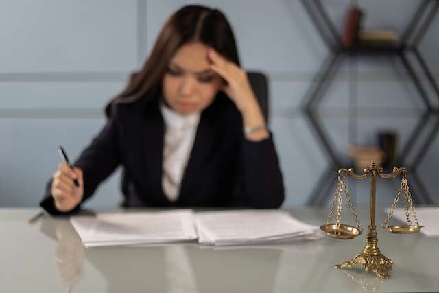 lawyer per se
